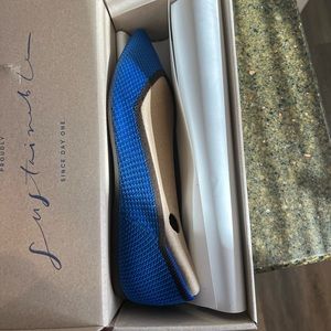 Rothy’s size 10 Lazuli pointed flats